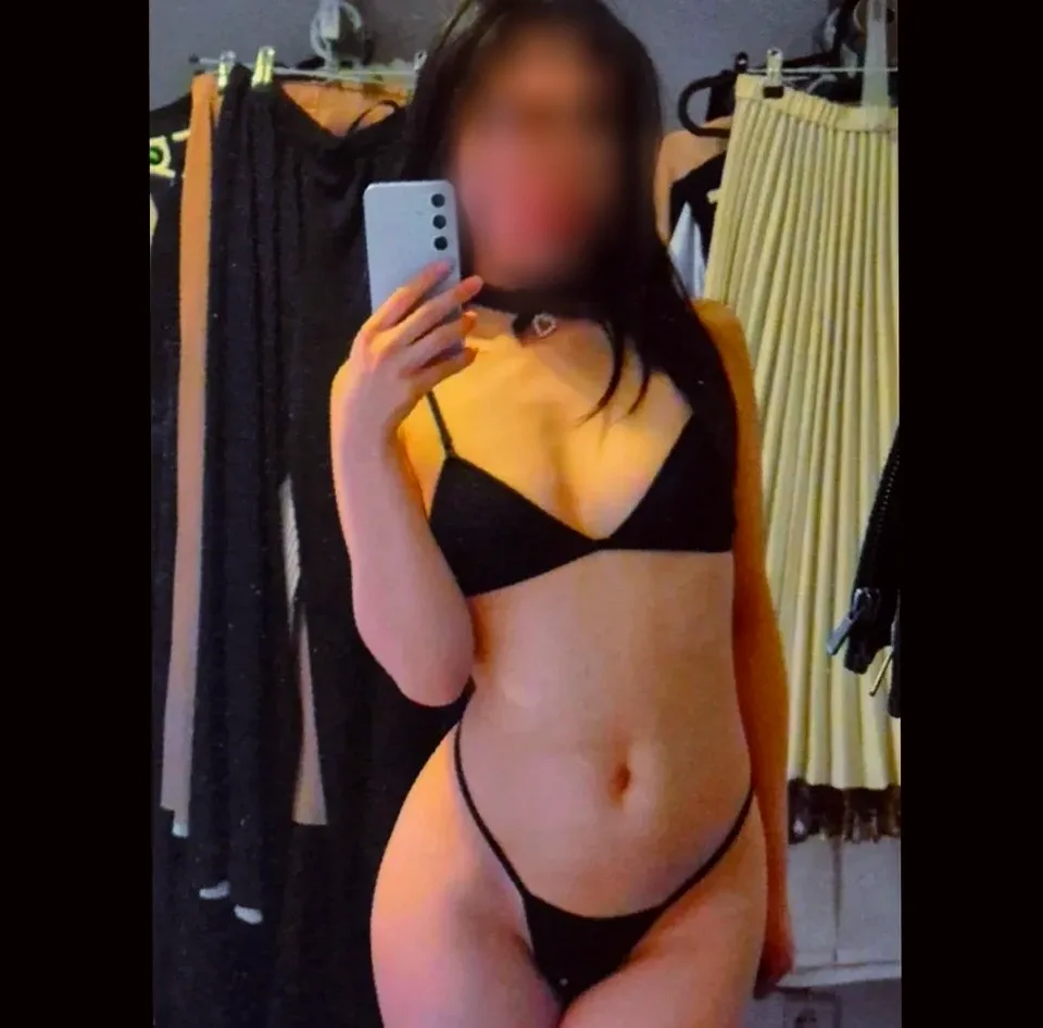 Emanuela, 20 anni